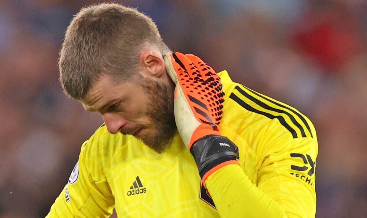 Manchester United agreed to a new deal with De Gea