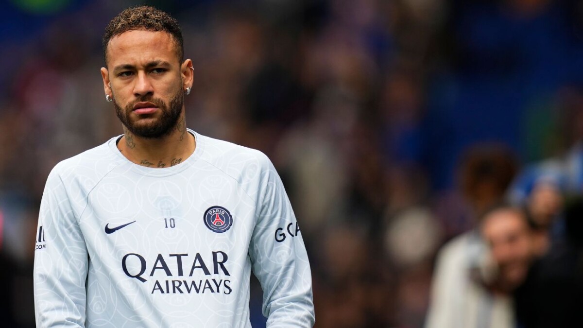 Neymar is willing to leave PSG and wants to join Barcelona