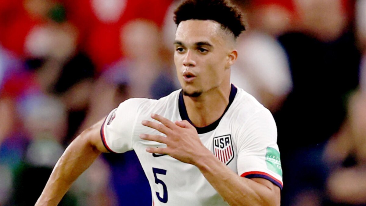 Manchester City is interested in signing Antonee Robinson