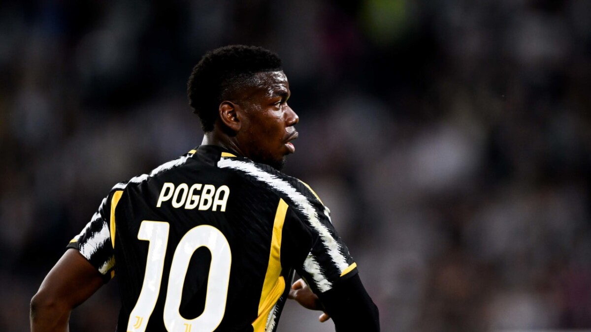 Paul Pogba receives a whopping £128m offer